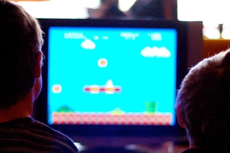 Emulator: Legal atau Tidak? Memahami Area Abu-Abu dalam Dunia Digital