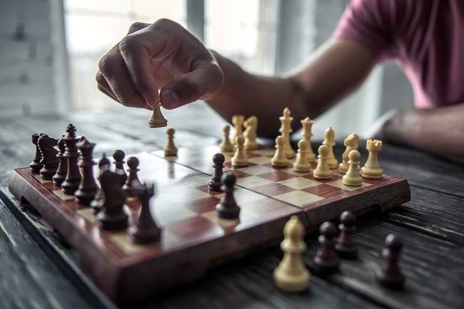 Gatrik: Permainan Tradisional yang Kaya Manfaat untuk Kesehatan Fisik dan Mental