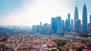 Krisis Ekonomi Politik 2025: Gelombang Ketidakpastian dan Resiliensi yang Diuji
