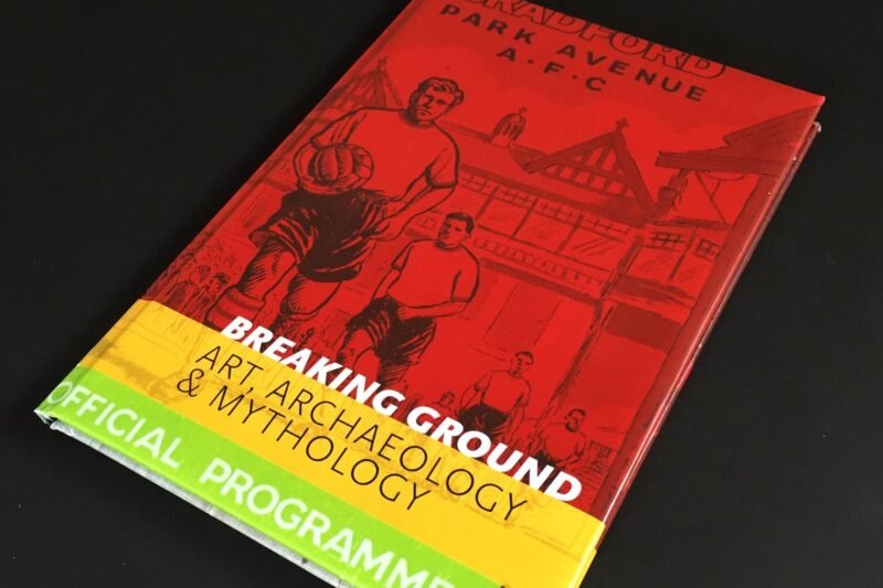 Tentu, mari kita bahas dunia buku motivasi olahraga terbaik, yang bisa menjadi bahan bakar semangat Anda untuk mencapai puncak performa.