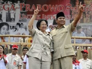 Megawati Soekarnoputri: Sang Putri Proklamator dan Dinamika Politik Indonesia Modern