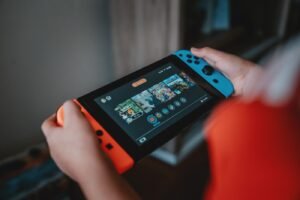 Merajut Kebersamaan Lewat Piksel: Panduan Game Nintendo yang Ramah Keluarga