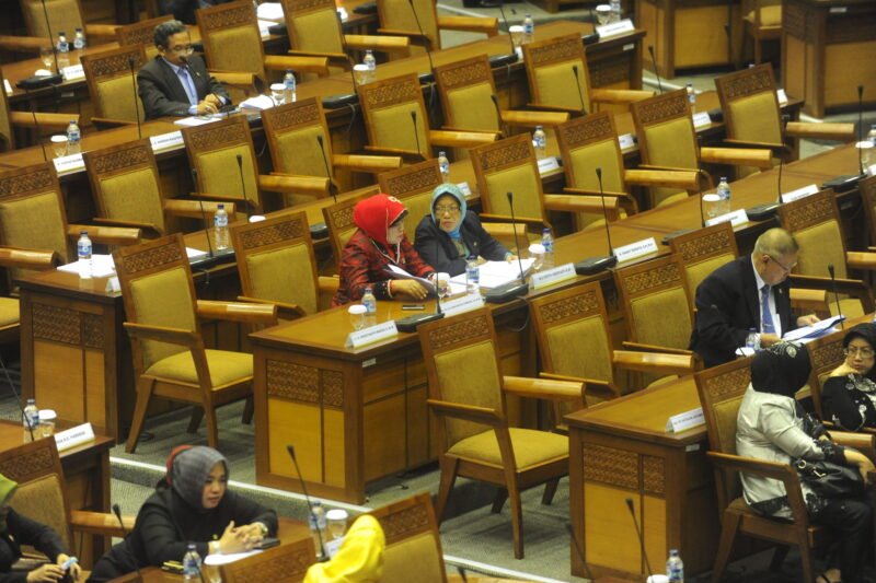 Politik Parlemen: Dinamika Kekuasaan dan Representasi Rakyat
