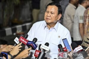 Politik Prabowo Subianto: Dari Kontroversi Hingga Konsensus
