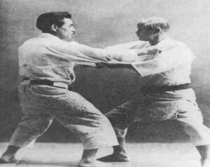 Sejarah dan Perkembangan Judo: Dari Seni Bela Diri Kuno hingga Olahraga Olimpiade