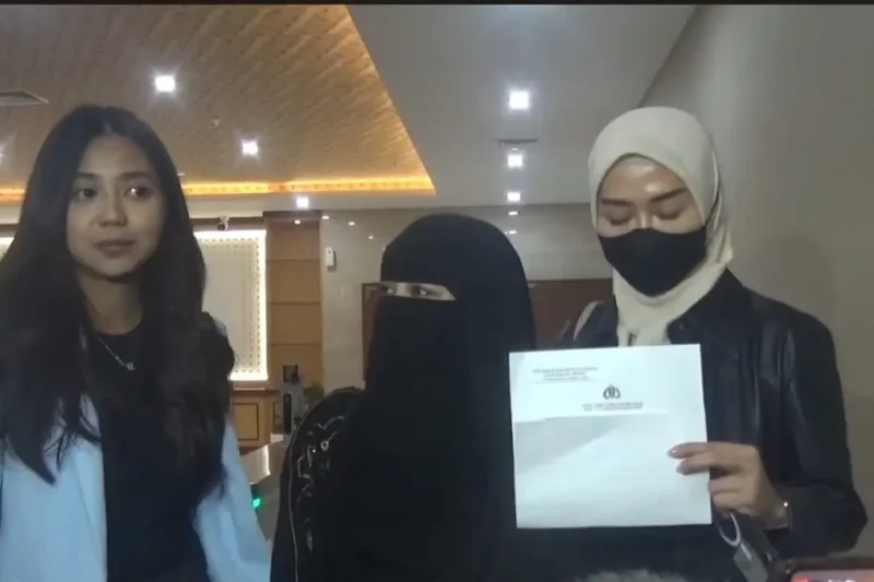 Selebgram: Lebih dari Sekadar Foto Cantik – Menjelajahi Dunia Influencer di Era Digital