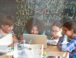 Bermain Sambil Belajar: Mengungkap Kekuatan Game dalam Pendidikan Coding