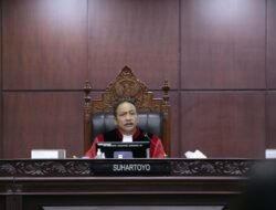 Geger MK: Pusaran Kontroversi dan Masa Depan Demokrasi Indonesia