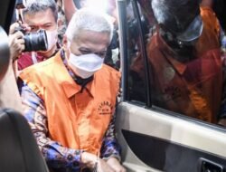 Kasus Suap: Menggerogoti Pilar Keadilan dan Pembangunan